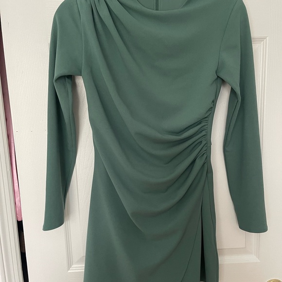 Abercombie and Fitch dress - Picture 2 of 5